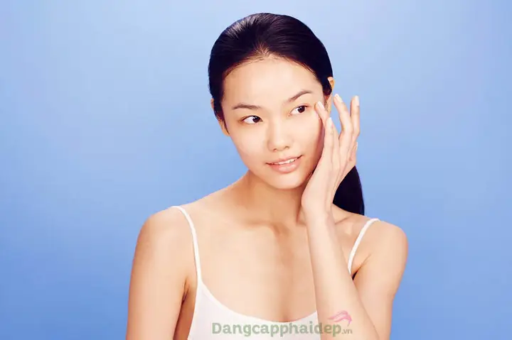 Bôi Kem Chống Nắng Trước Hay Sau Khi Trang Điểm?