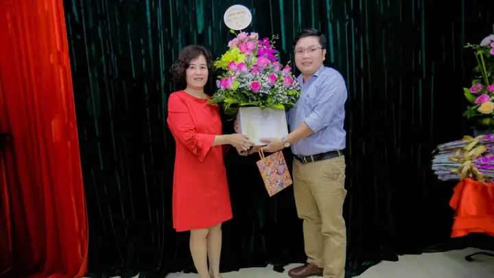 Lời Chúc 20/11 Của Phụ Huynh Tặng Riêng Cho Thầy Cô Giáo Lời Chúc 20/11 Của Phụ Huynh Tặng Riêng Cho Thầy Cô Giáo