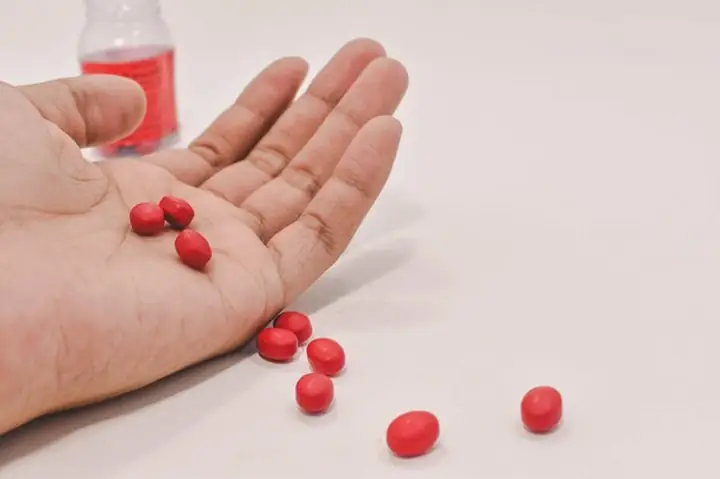 Người Đang Dùng Thuốc Chống Đông Máu Người Đang Dùng Thuốc Chống Đông Máu