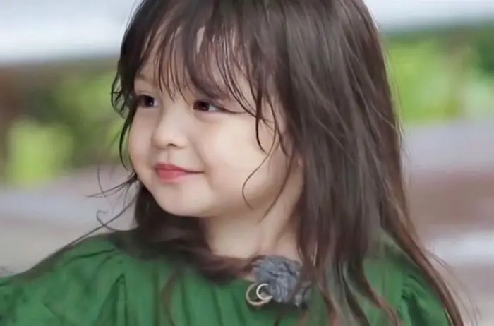 Tóc Cắt Layer Cho Bé