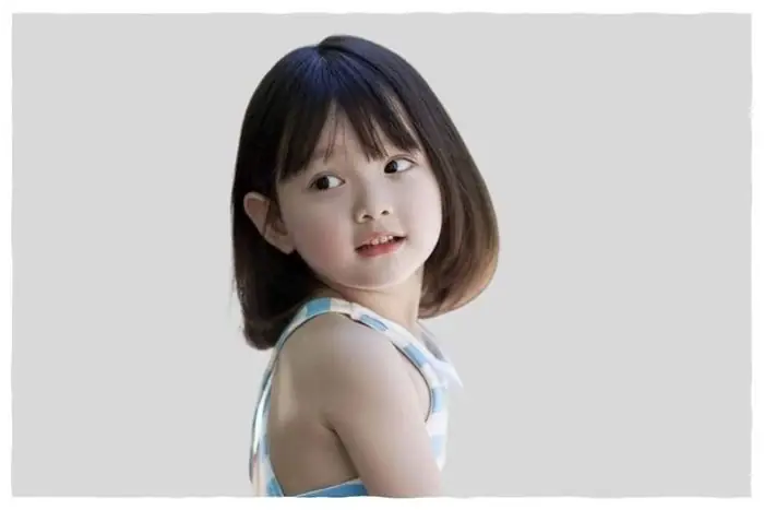 Gợi Ý Các Kiểu Tóc Đẹp Cho Bé Gái Khiến Con Yêu Thích