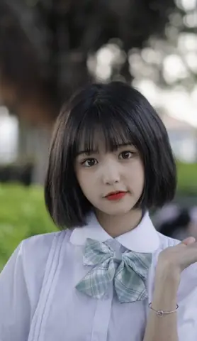 Những Mẫu Tóc Ngắn Cho Bé Gái 12 Tuổi Đẹp Nhất