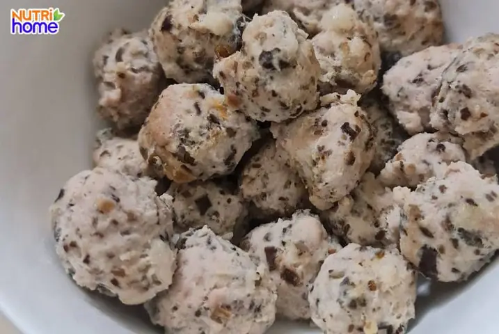 10. Món Ăn Cho Bé 2 Tuổi Biếng Ăn, Chậm Tăng Cân: Thịt Viên Mộc Nhĩ 10. Món Ăn Cho Bé 2 Tuổi Biếng Ăn, Chậm Tăng Cân: Thịt Viên Mộc Nhĩ