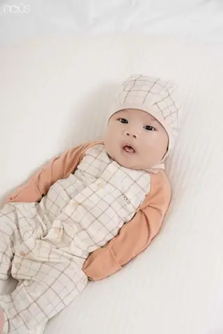 Chọn Kiểu Dáng Đồ Sơ Sinh Cho Bé Trai