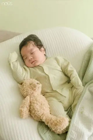 Chọn Màu Sắc Đồ Sơ Sinh Cho Bé Trai