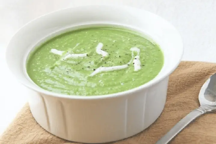 Cháo Gà Cho Bé Với Bí Đao