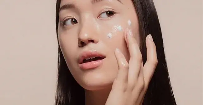 Nguyên Tắc Dưỡng Ẩm Cho Da Sau Nặn Mụn Nguyên Tắc Dưỡng Ẩm Cho Da Sau Nặn Mụn