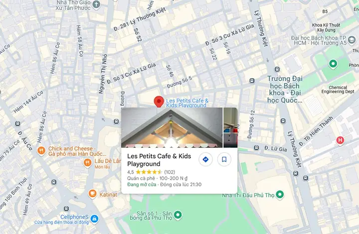 Les Petits Cafe & Kids Playground