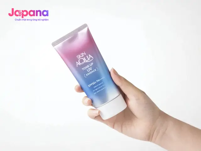 Review Kem Chống Nắng Skin Aqua Tone Up Uv Essence Lavender Màu Hồng