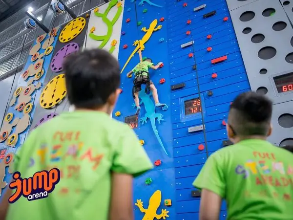 Jump Arena - Khu Vui Chơi Giải Trí Vận Động Lớn Nhất Việt Nam Jump Arena - Khu Vui Chơi Giải Trí Vận Động Lớn Nhất Việt Nam
