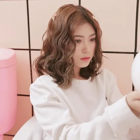 Hình Ảnh Cho Sản Phẩm Dưỡng Tóc Uốn Vào Nếp: Hình Ảnh Cho Sản Phẩm Dưỡng Tóc Uốn Vào Nếp: