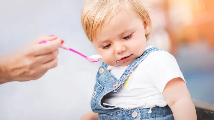 Cách Dùng Sữa Chua Cho Bé 8 Tháng An Toàn, Mẹ Biết Chưa?