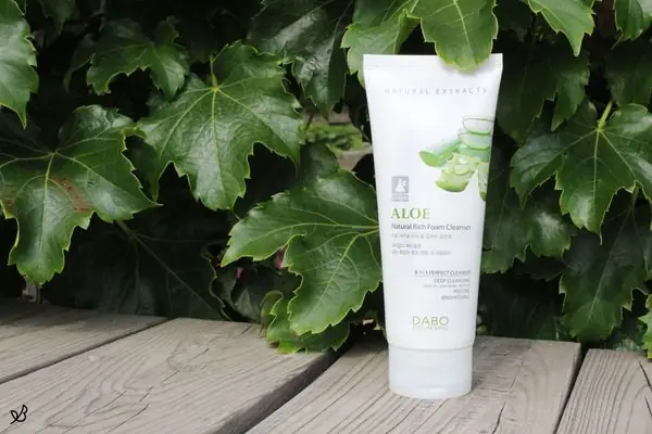 Sữa Rửa Mặt Dabo 3in1 Tinh Chất Lô Hội 180ml Sữa Rửa Mặt Dabo 3in1 Tinh Chất Lô Hội 180ml