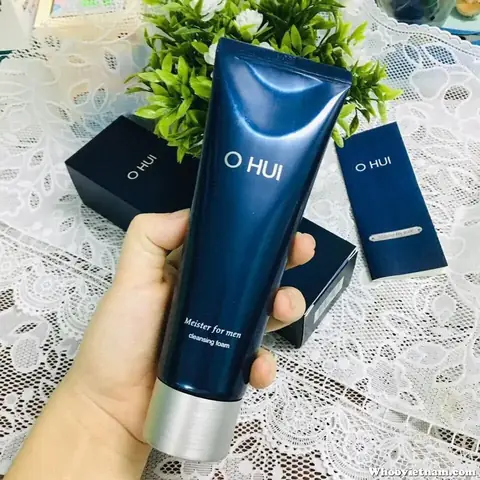 Sữa Rửa Mặt Cho Nam Ohui Meister For Men Cleansing Foam Sữa Rửa Mặt Cho Nam Ohui Meister For Men Cleansing Foam