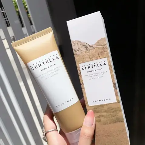 Sữa Rửa Mặt Hàn Quốc Cho Da Dầu Mụn Skin1004 Madagascar Centella Sữa Rửa Mặt Hàn Quốc Cho Da Dầu Mụn Skin1004 Madagascar Centella