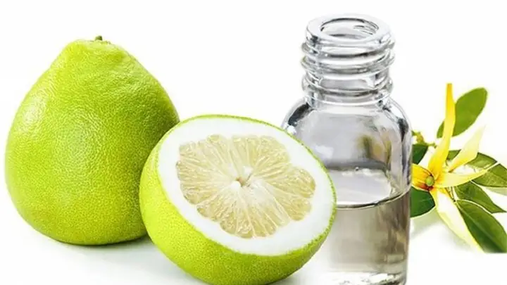Tinh Dầu Bưởi Đem Lại Lợi Ích Gì Cho Da Và Tóc? Cách Làm Tinh Dầu ...
