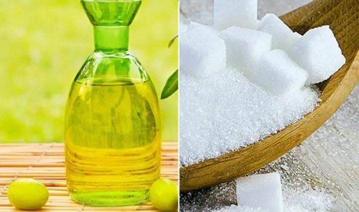 Tẩy Tế Bào Chết Bằng Đường Và Dầu Oliu