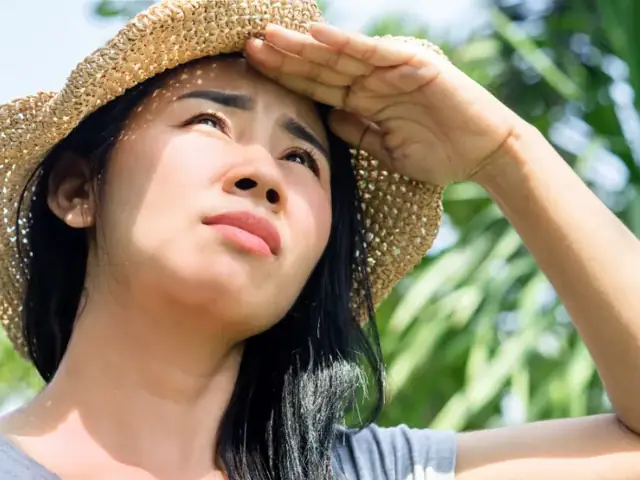 Che Chắn Trực Tiếp Khi Ra Nắng Gắt