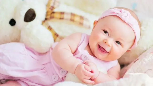 Trẻ Mấy Tháng Cười Ra Tiếng? Cách Để Bé Cười Nhiều Hơn?