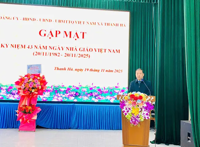 Tri An Thay Co Giao Nhan Ngay 20 11