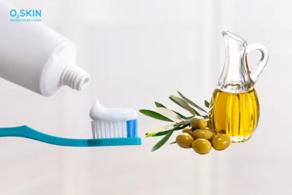 Trị Mụn Đầu Đen Bằng Kem Đánh Răng Và Dầu Oliu
