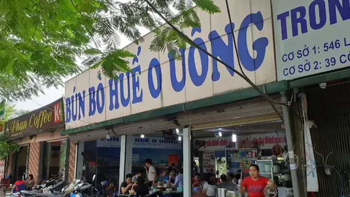 Bún Bò Huế O Uông – Hương Vị Cố Đô Giữa Lòng Hà Nội