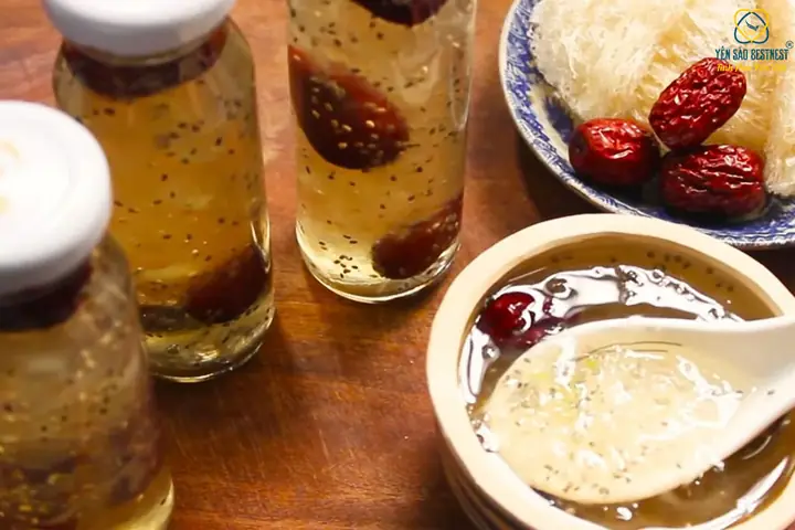 Giải Đáp Thắc Mắc: Bé Trai Có Nên Ăn Tổ Yến Không?