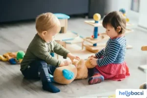 Bé 13 Tháng Tuổi Biết Làm Gì? Sự Phát Triển Của Trẻ Và Lời Khuyên •