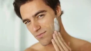 Hướng Dẫn Cách Rửa Mặt Đúng Chuẩn Cho Nam Giới - Nhà Thuốc Fpt ...