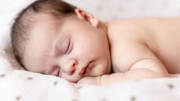 Cách Gấp Khăn Làm Gối Cho Bé Sơ Sinh Nằm Úp Cách Gấp Khăn Làm Gối Cho Bé Sơ Sinh Nằm Úp