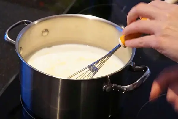 Nấu Hỗn Hợp Sữa Chua