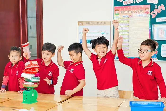 Có Nên Dạy Trẻ 5 Tuổi Học Chữ? 10 Phương Pháp Dạy Trẻ Hiệu Quả