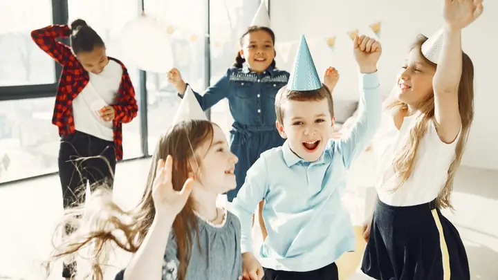 Lời Chúc Mừng Sinh Nhật Bạn Thân Bằng Tiếng Anh