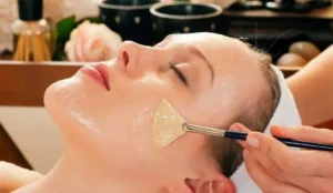 Làm Đẹp Da Với Mặt Nạ Lòng Trắng Trứng Mật Ong Ngay Tại Nhà