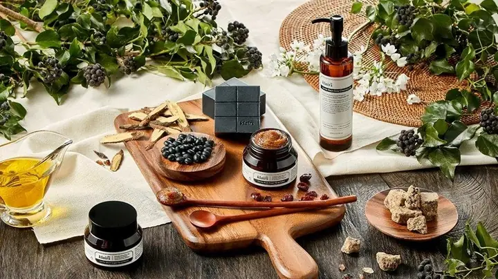 Tất Tần Tật Về Mỹ Phẩm Thuần Chay: Top 4 Sản Phẩm Được Yêu Thích ...