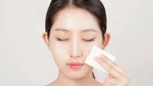 Có Nên Thoa Toner Sau Khi Đắp Mặt Nạ?