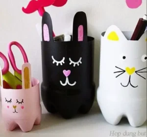Tái Chế Chai Nhựa Thành Con Vật Là Chú Thỏ Đựng Bút Cho Bé Yêu