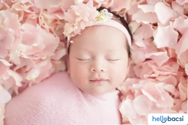 Tên Ở Nhà Cho Bé Gái: Gợi Ý Những Tên Hay Và Dễ Thương • Hello Bacsi Tên Ở Nhà Cho Bé Gái: Gợi Ý Những Tên Hay Và Dễ Thương • Hello Bacsi