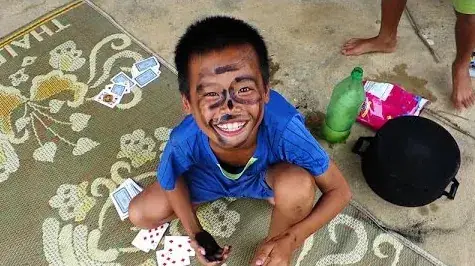 Chơi Bài Tiến Lên 3 Người Trở Lên