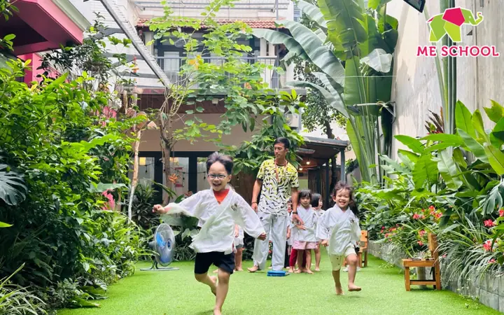 Trò Chơi Chạy Về Đích Lý Thú